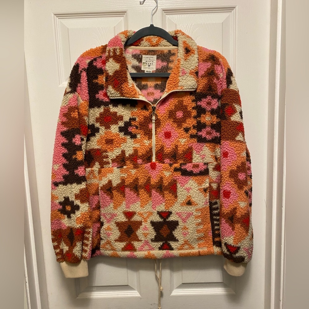 Billabong Sherpa Jacket. Size L/XL colorful half zip.